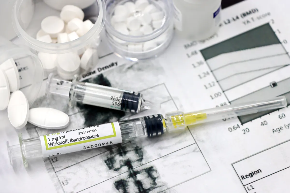 Sermorelin vs Ipamorelin：生长激素促分泌剂对比