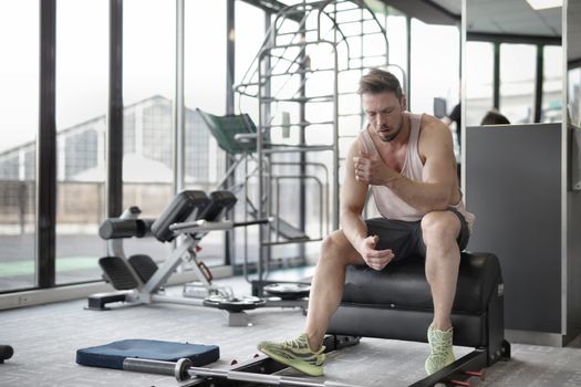 Meilleurs peptides pour la récupération musculaire : BPC-157, TB-500, IGF-1 et stacks