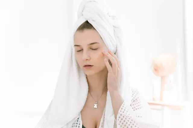GHK-Cu i microneedling: kiedy peptyd miedzi spotyka dermaroller